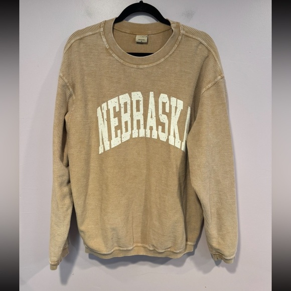 Beige tan corded Nebraska sweatshirt - Picture 1 of 4